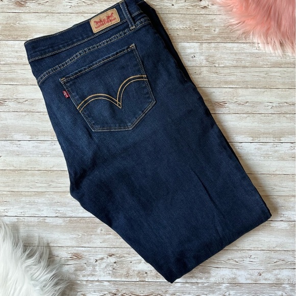 Levi’s Red Tab 524 Bootcut Jeans | W33 L32 | 17M - Picture 3 of 12